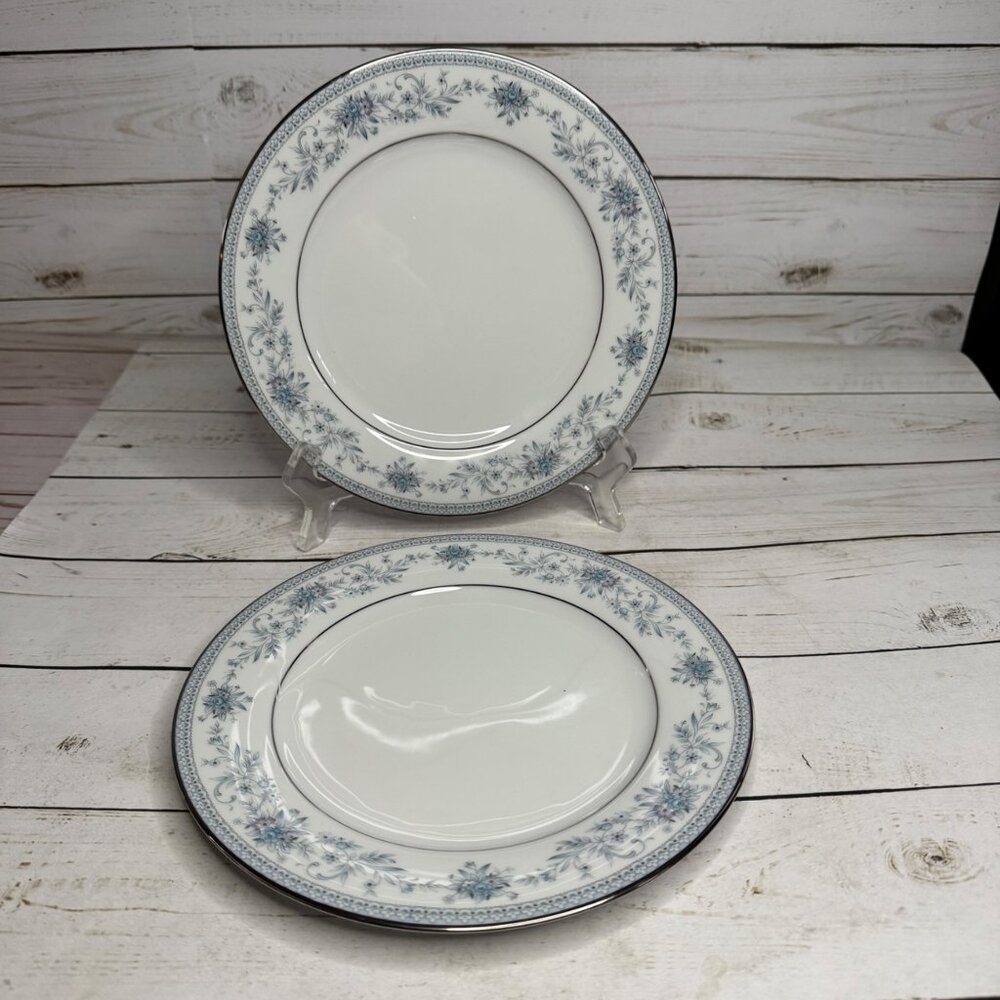 Noritake Blue Hill 2482 Salad Plates Set of 2 Blue Floral Sri Lanka